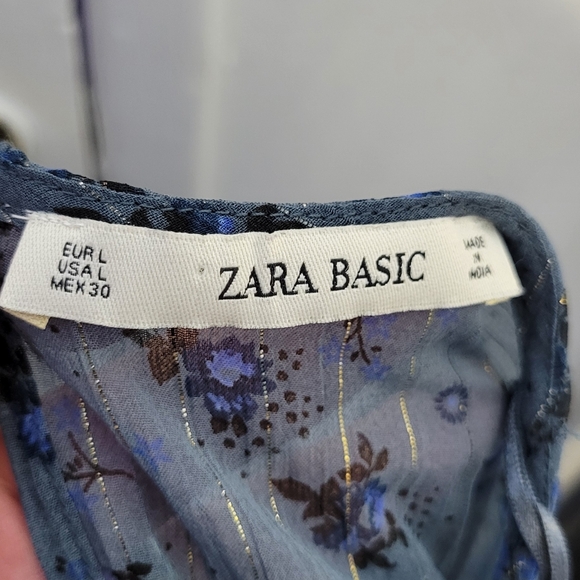 Zara Women's Blue and Black Blouse Size Large - Picture 2 of 5